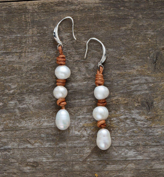 Freshwater pearl earrings | Earring | Boucles d'oreilles, earring, Earrings, OCU1, pearl | Guided Meditation