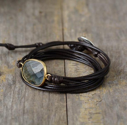 Waxed rope and natural Labradorite bracelet | Bracelet | Bracelets, Labradorite, OCU1, Waxed rope | Guided Meditation